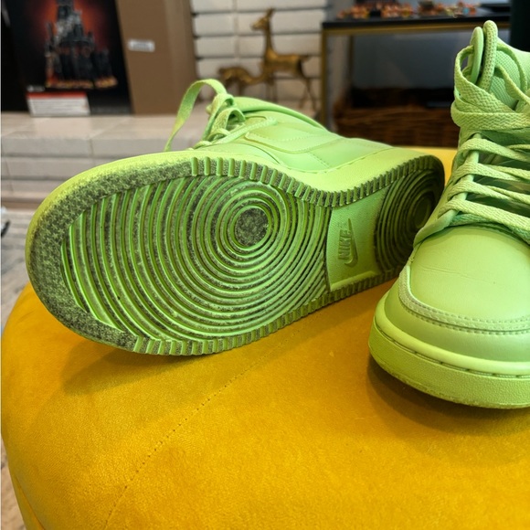 Jordan 1 Retro AJKO Billie Eilish Ghost Green - Picture 3 of 5